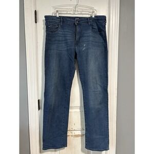 CHAPS Blue Jeans Mens‎ size 38 x 34 Slim Straight Leg Denim Jeans